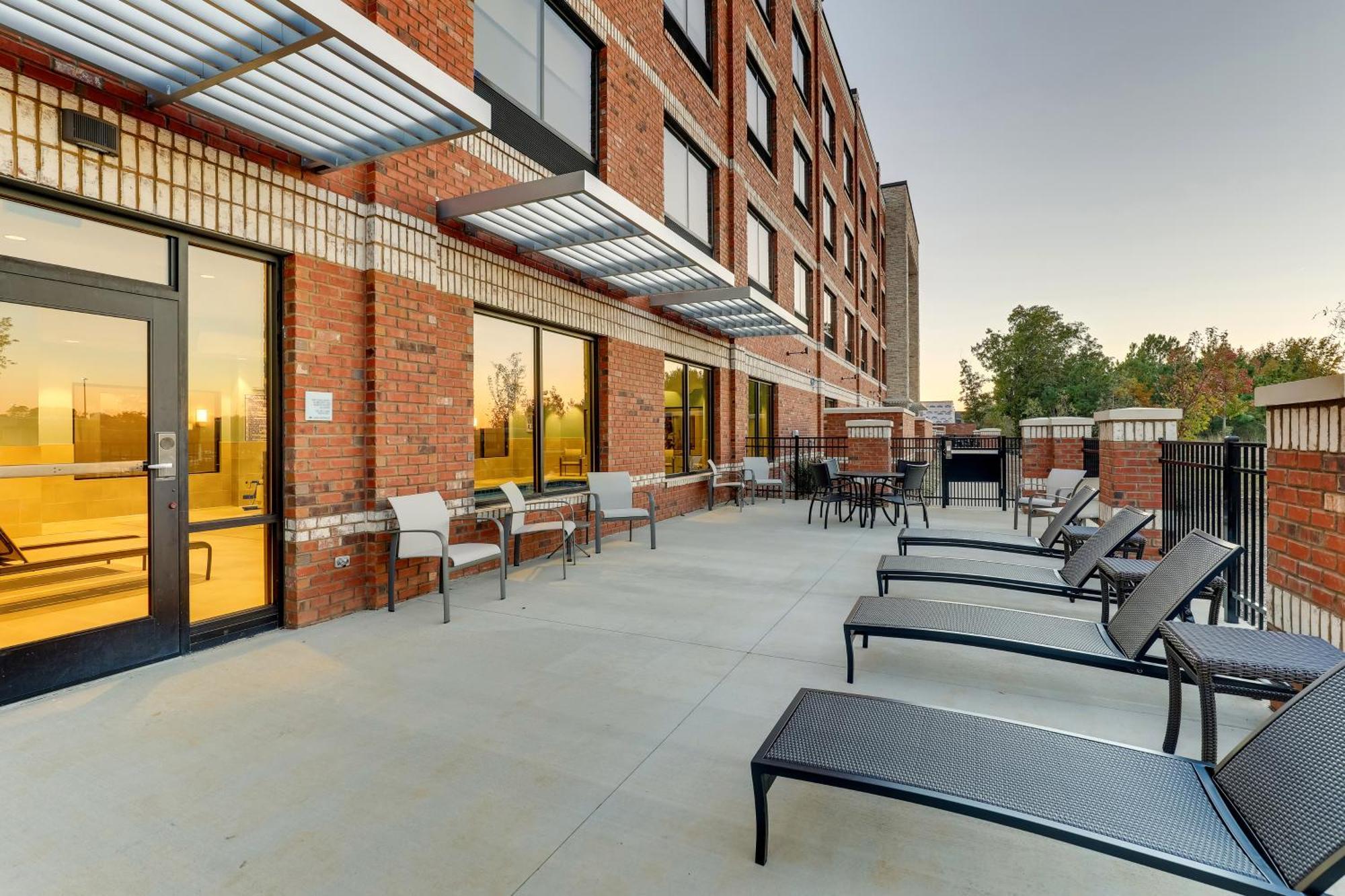 Holiday Inn Express Holly Springs - Raleigh Area By Ihg Zewnętrze zdjęcie