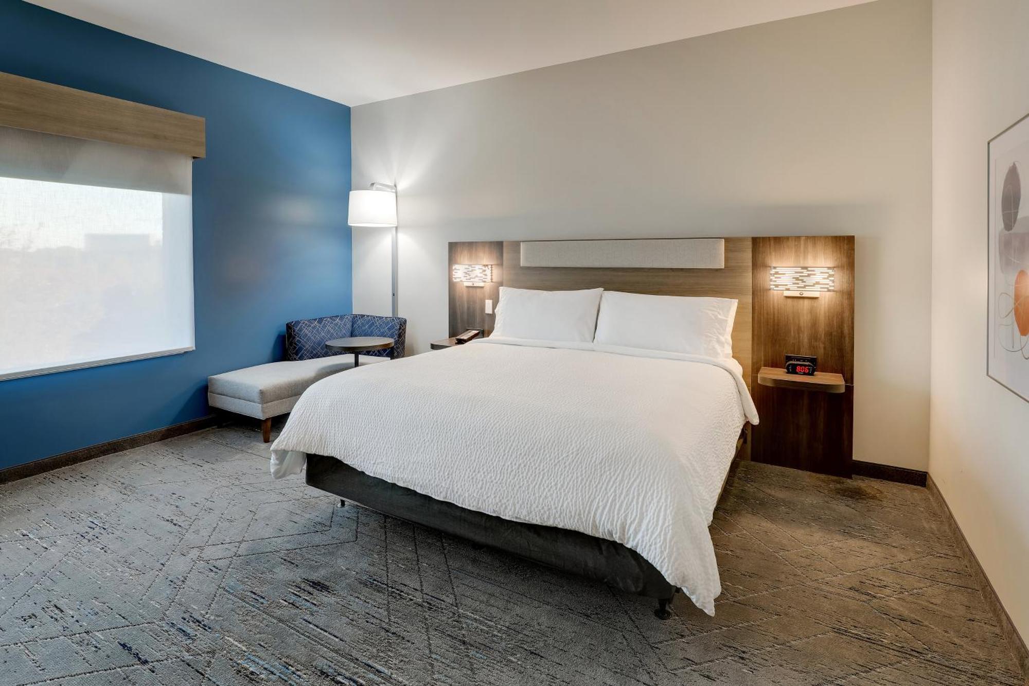 Holiday Inn Express Holly Springs - Raleigh Area By Ihg Zewnętrze zdjęcie