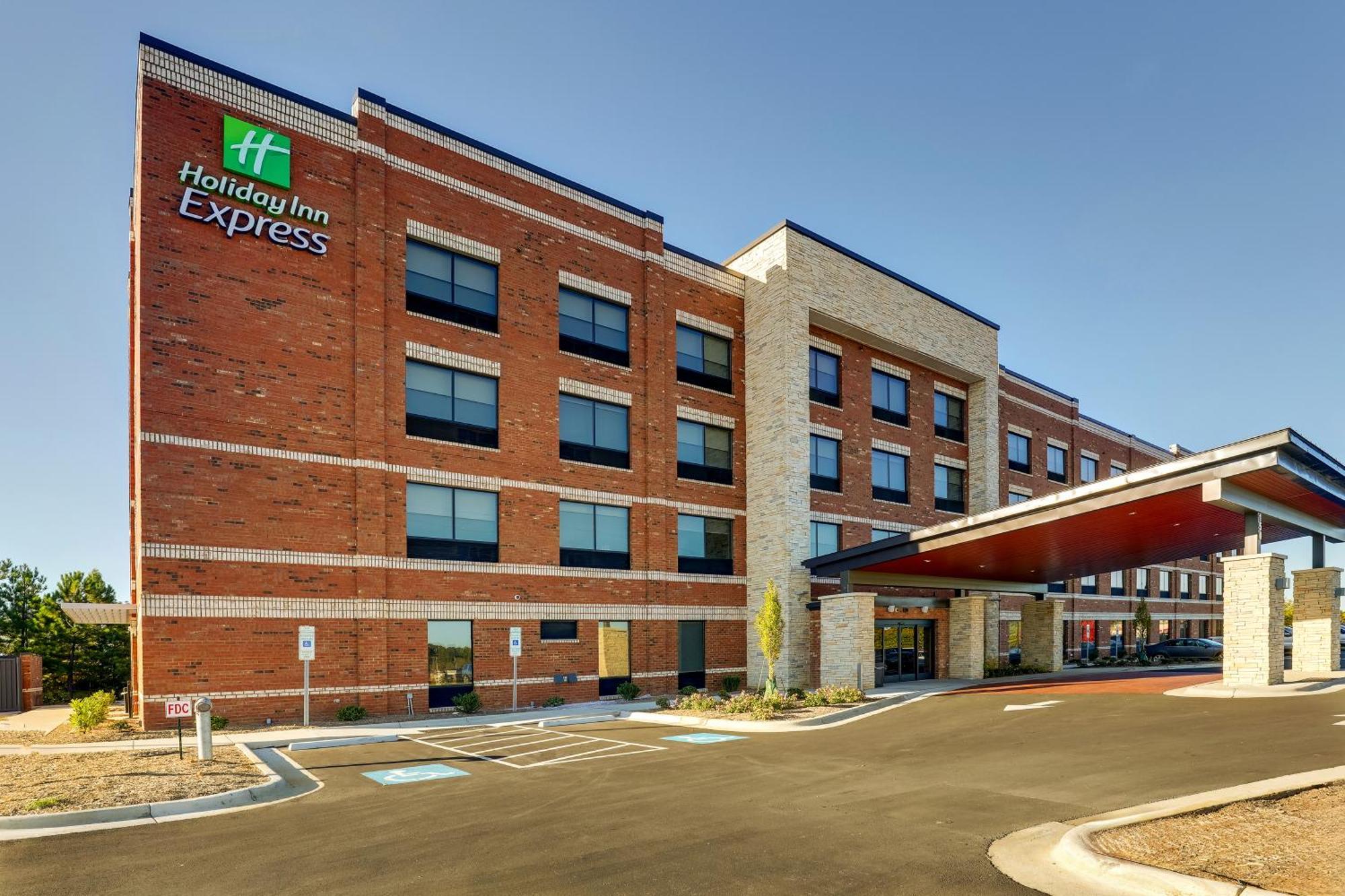 Holiday Inn Express Holly Springs - Raleigh Area By Ihg Zewnętrze zdjęcie
