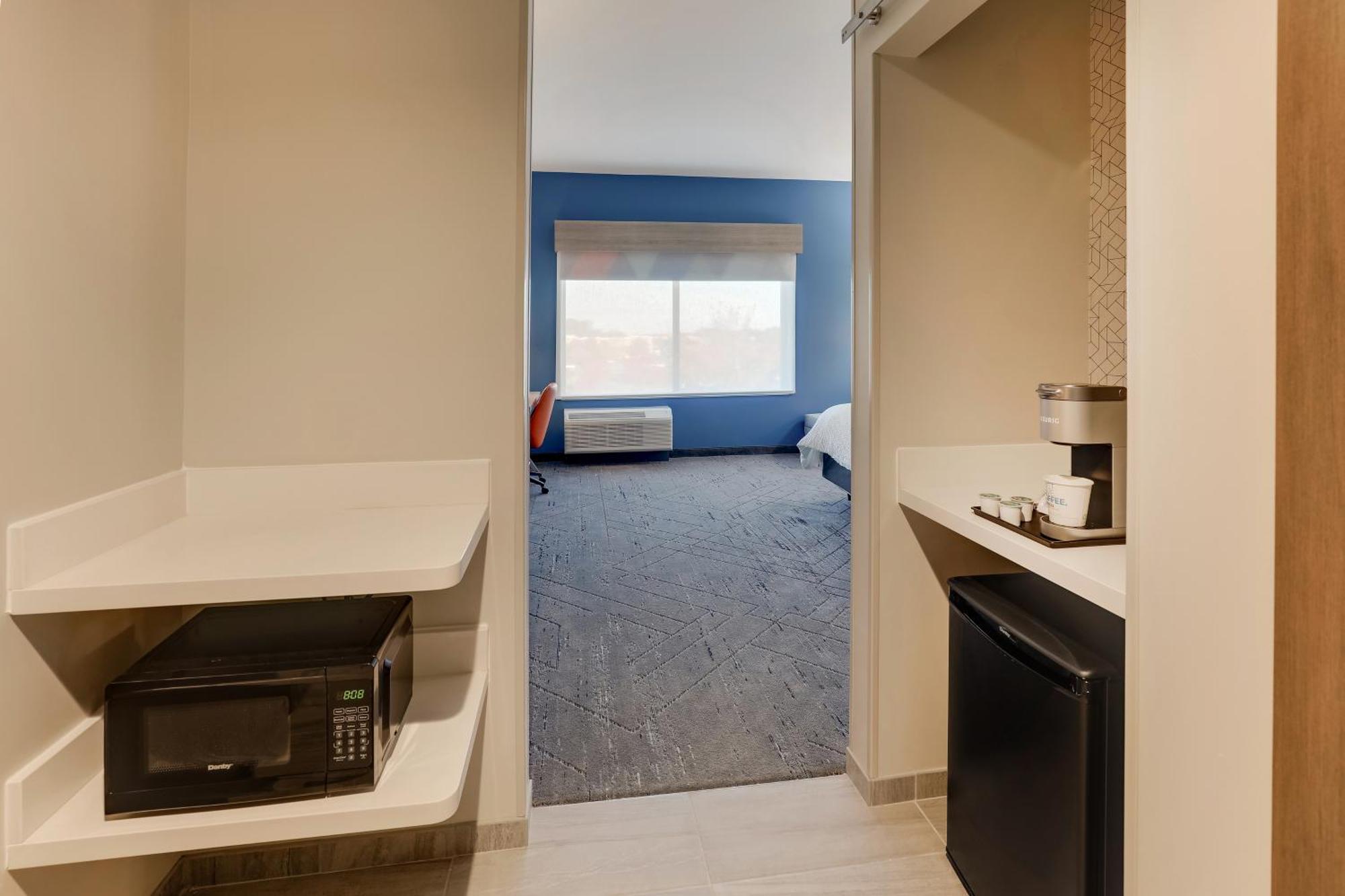 Holiday Inn Express Holly Springs - Raleigh Area By Ihg Zewnętrze zdjęcie